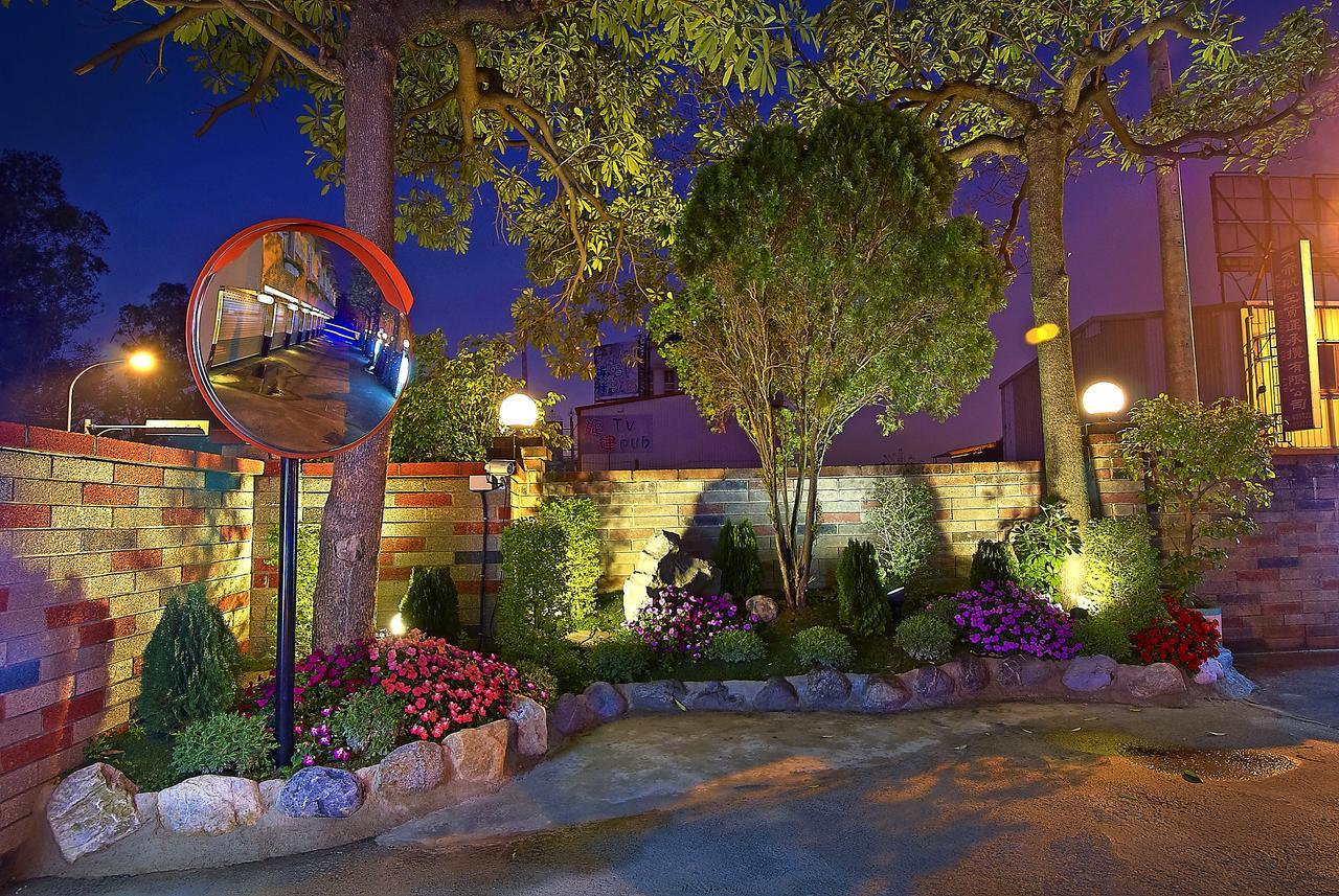 Qi Hai Motel Zhunan Екстериор снимка