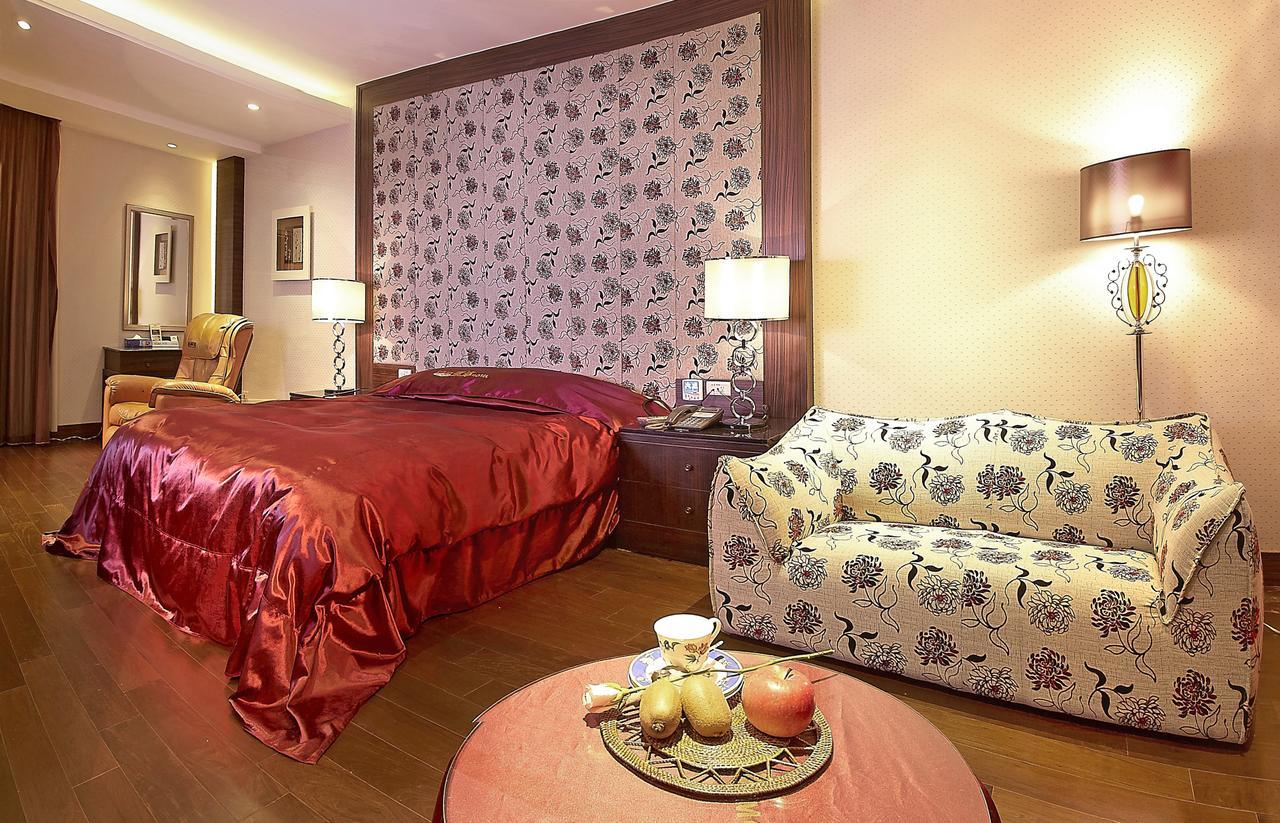 Qi Hai Motel Zhunan Екстериор снимка